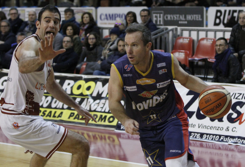 La capolista JC Novipiù cade a Trapani: 88-74