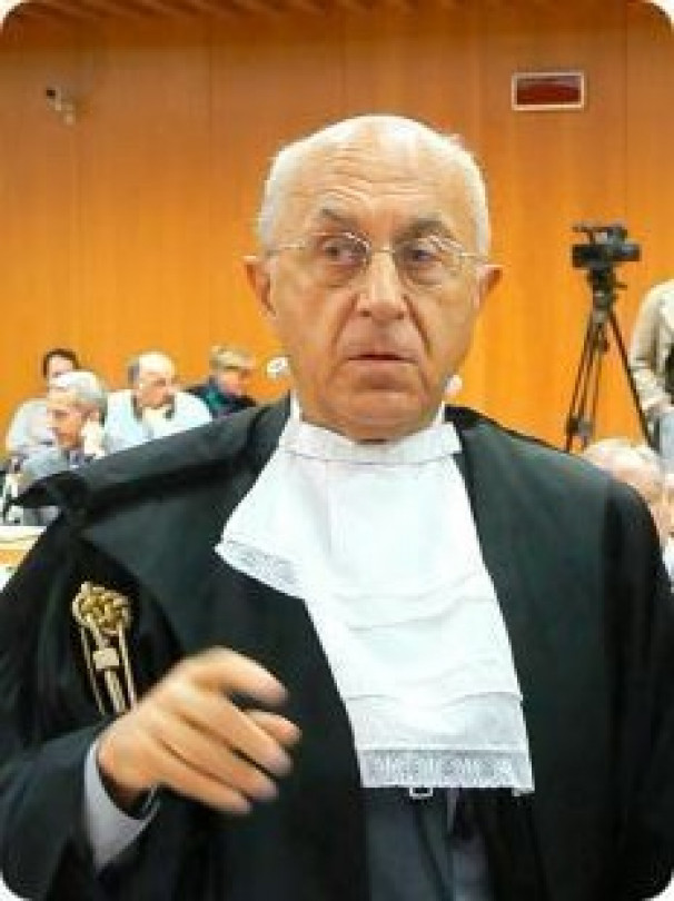 Disastro doloso: processo ai vertici Eternit per le morti causate dall'amianto