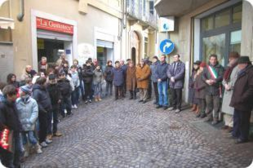 Giornata della memoria: l'Orchestra Femminile con un programma ebraico e un violinista d'eccezione - Il ricordo a Moncalvo