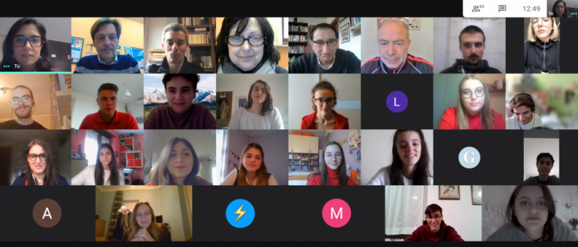 L’obbligatorietà dei vaccini è terreno di sfida al debate