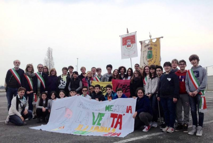 Gli studenti monferrini a Bologna in ricordo delle vittime di mafia