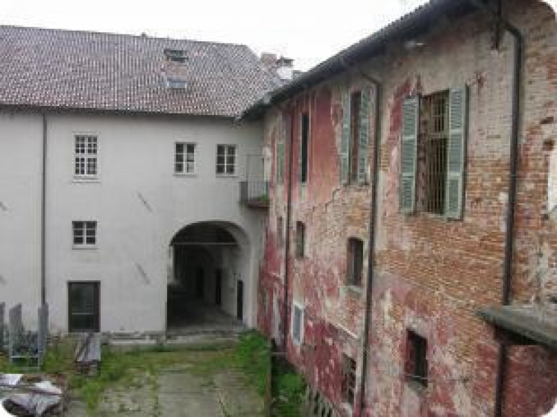 Castello: il punto sui restauri - Caffè letterario nella cappella