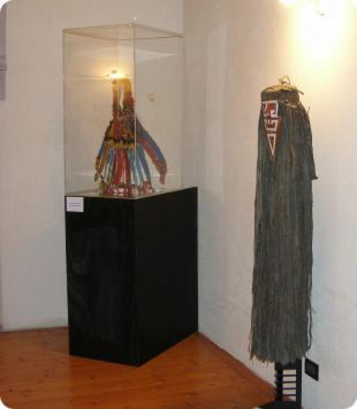 Mostra etnografica e visita australiani