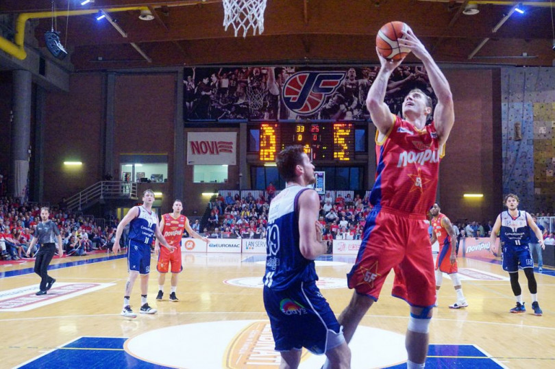 Vittoria a fil di sirena per la Novipiù contro Bologna: 85-83