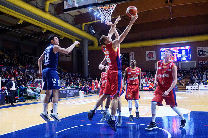 Novipiù, domenica sfida all'ora di pranzo con la Virtus Roma