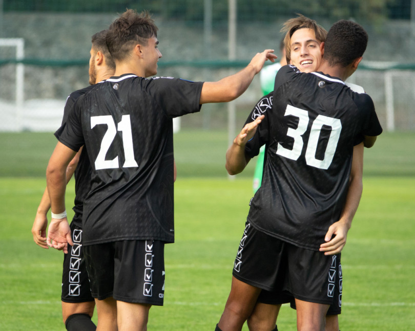 Con la doppietta di Mesina il Casale pareggia con lo Stresa Vergante. In Promozione sorridono ValeMado e Pastorfrigor Stay. Il Villanova si aggiudica il derby di Terza Categoria