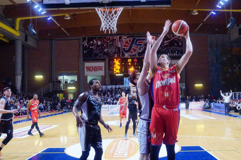 La Bertram Tortona s'impone nel derby contro la JC Novipiù dopo un tempo supplementare: 88-90