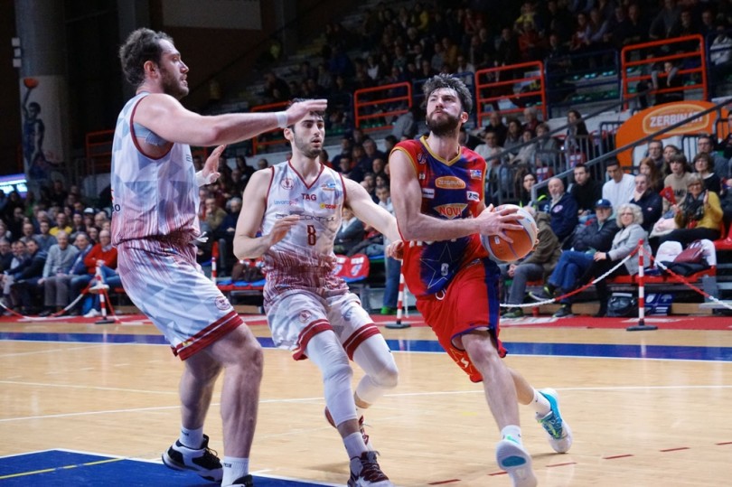 Trapani vince con 25 punti di scarto al PalaFerraris contro una Novipiù in ombra: 52-77 il punteggio finale