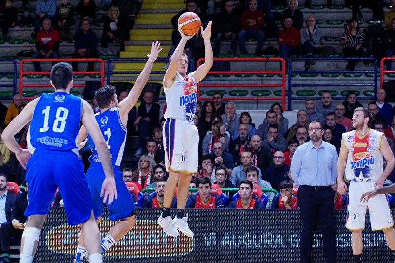 Sabato al PalaFerraris la JC Novipiù affronta la Leonis Roma in una sfida che vale il terzo posto