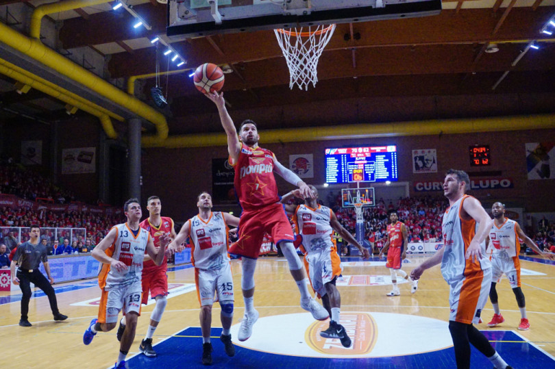 La Novipiù si aggiudica Gara-1 dei playoff contro Jesi per 77-70
