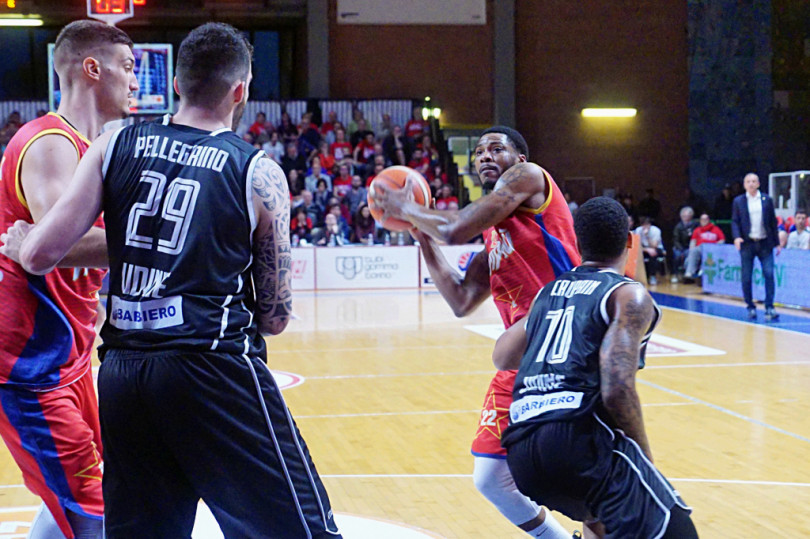 VIDEO - Gli highlights di gara-3 playoff APU G.S.A Udine - Novipiù Junior Casale