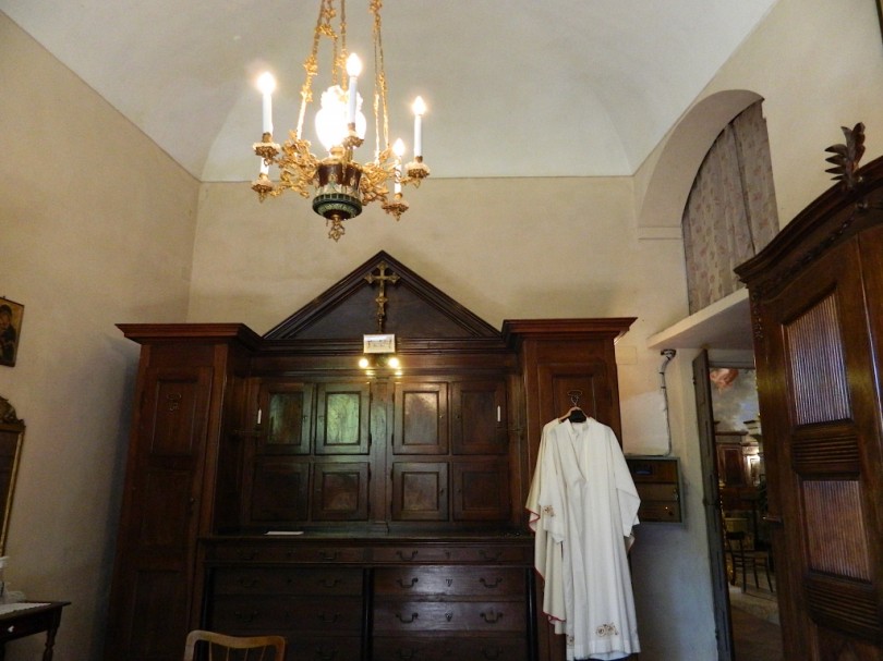 FOTORACCONTO - A Cantavenna di Gabiano una parrocchiale ben tenuta e la cappella di S. Luigi