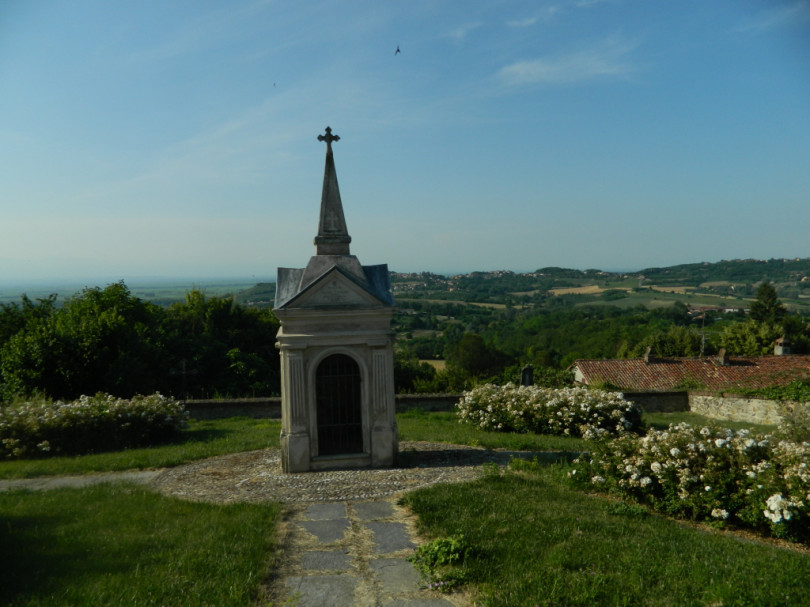 FOTORACCONTO - Varengo: un gioiello di architettura