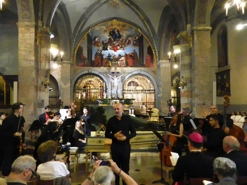 VIDEO - Alcune suggestive esecuzioni dell'Orchestra La Barocca al Santuario di Crea