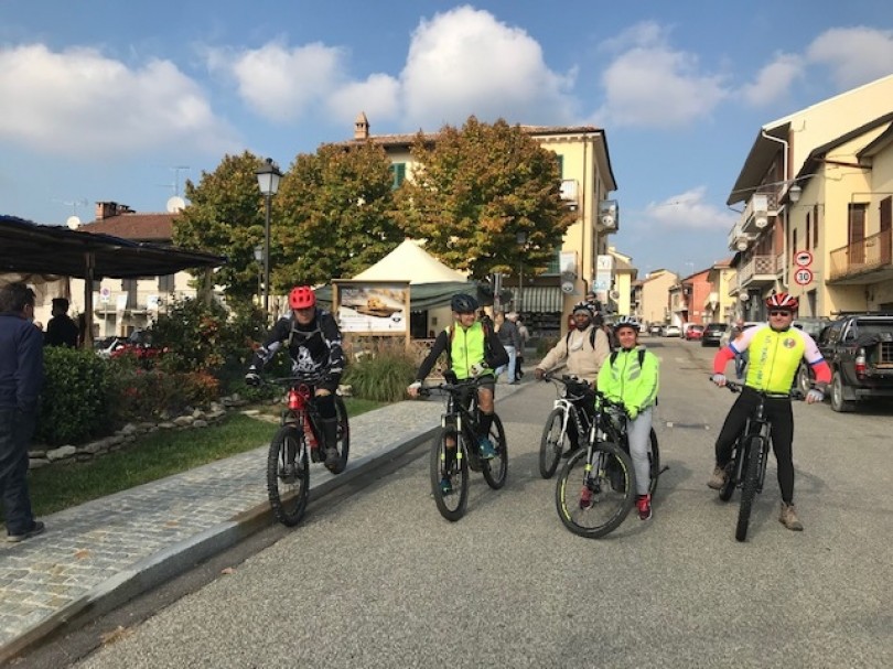 Escursioni in e-bike per la Stagione del Tartufo