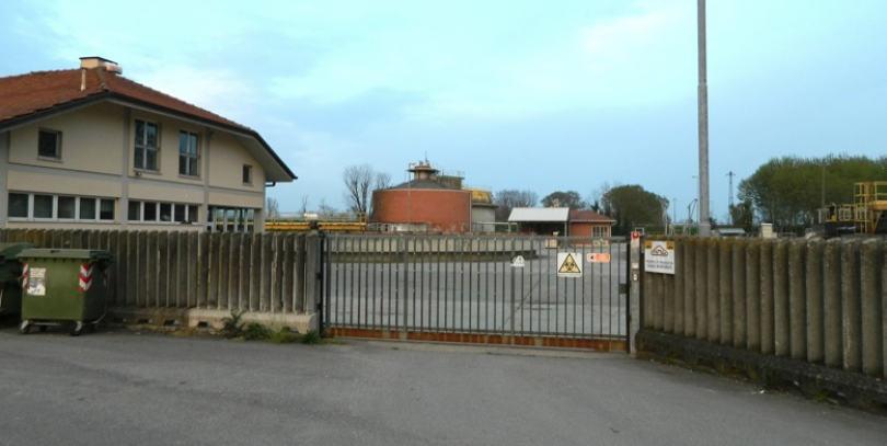 Rubato un chilometro di cavi di rame dal depuratore dell'AMC. Audace furto di notte nel negozio di telefonia “3” nella centrale via Roma.