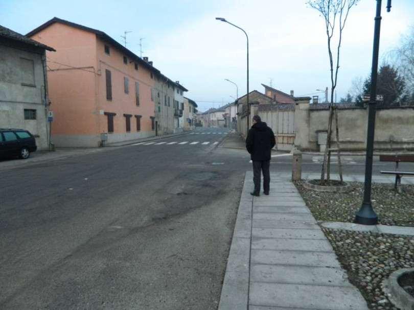 Anziana tamponata mentre era in bici: ricoverata al Santo Spirito