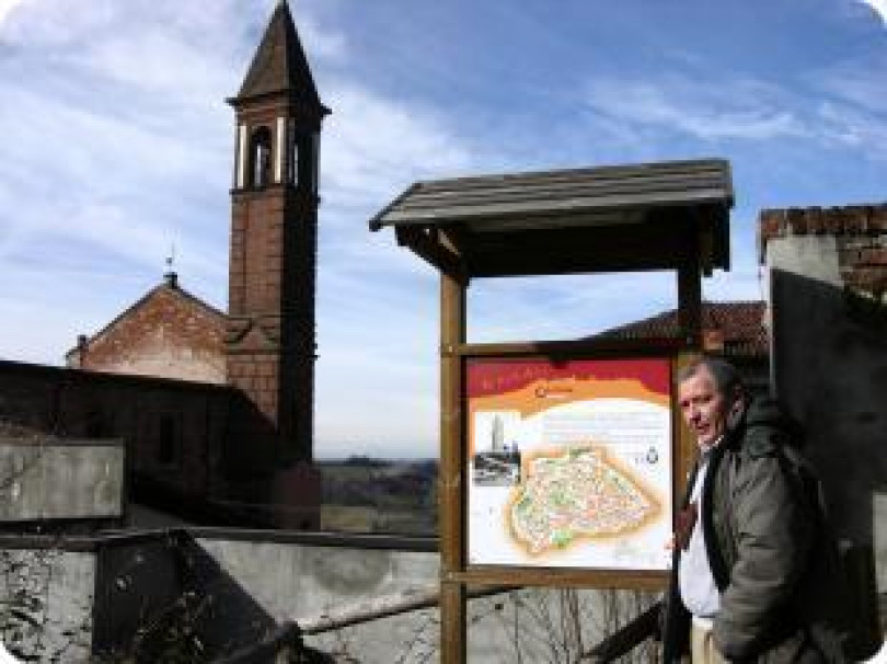 La gabbietta di ferro per la testa mozza
del ladro sacrilego