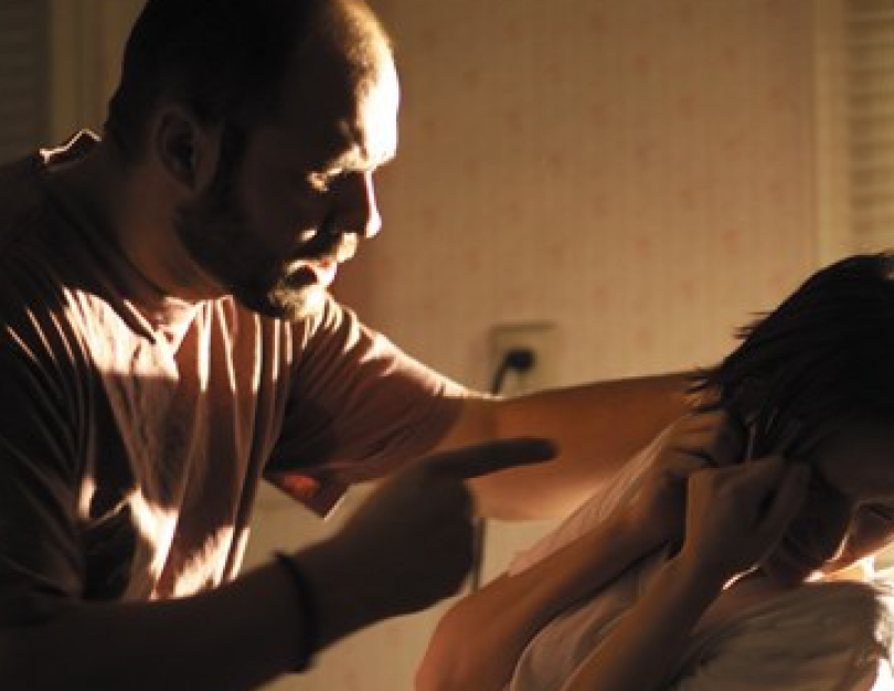 Stalker denunciati, anziano condannato per gli sms morbosi
