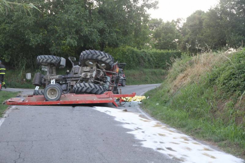 Schiacciato dal trattore: la vittima è un agricoltore di 45 anni di Sala