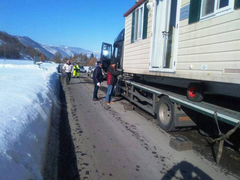 Due abitazioni mobili: la solidarietà dei monferrini ai terremotati