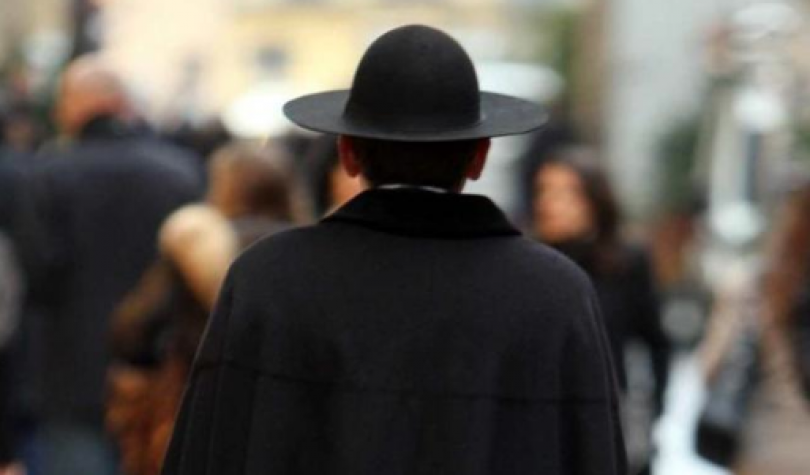 Abbonamenti truffa: nella rete finisce anziano sacerdote