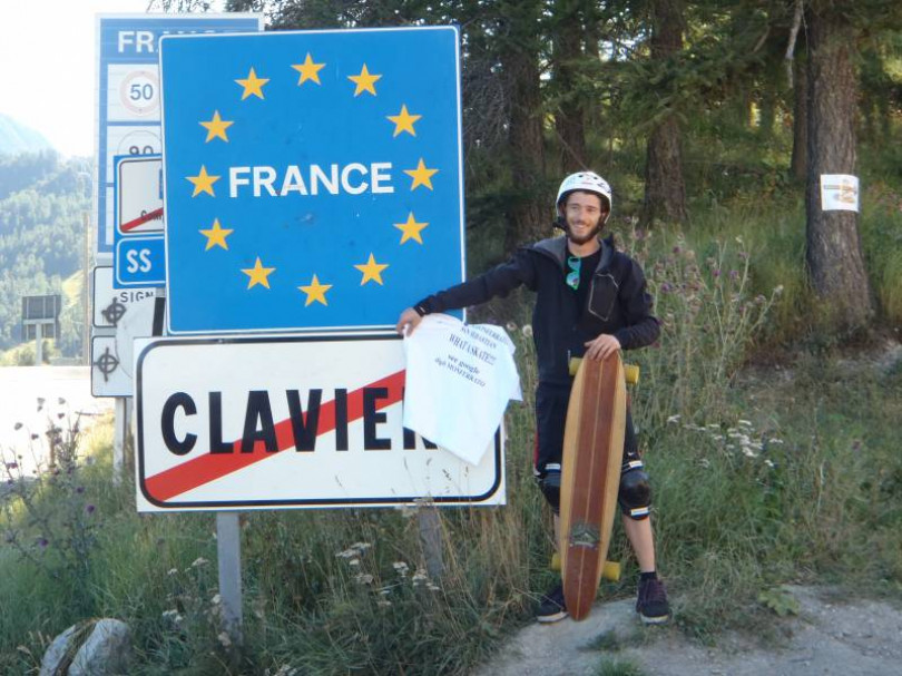 Ottavio: da Casale all'oceano Atlantico con lo skateboard
