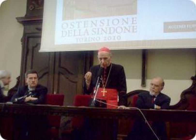 Il papa a Torino per la Sindone, tra i celebranti il vescovo di Casale