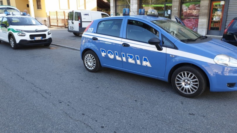 Negozio di prodotti etnici aperto nonostante il divieto: interviene la Polizia