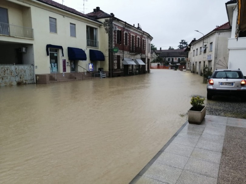 Nubifragio a Madonnina: un lago di acqua e fango per le strade