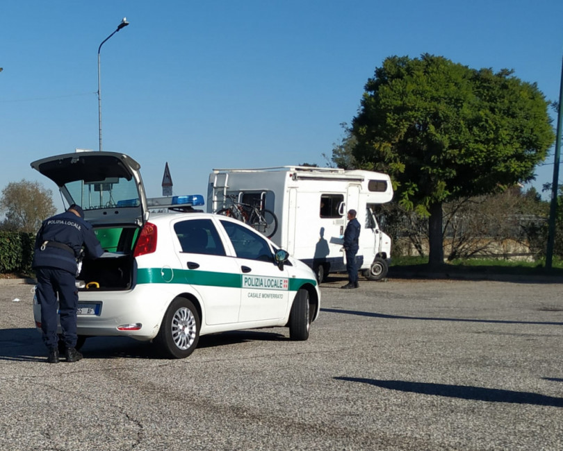 Controlli sul territorio: allontanati due camper francesi