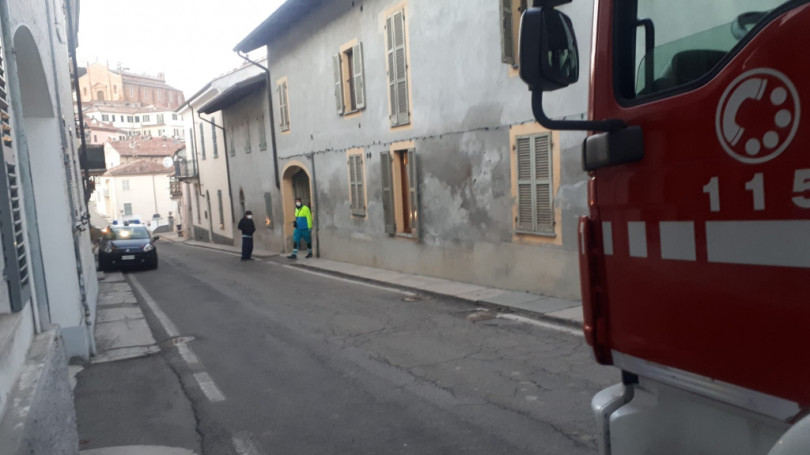 Pensionata caduta in casa: intervento dei Vigili del Fuoco per permettere i soccorsi