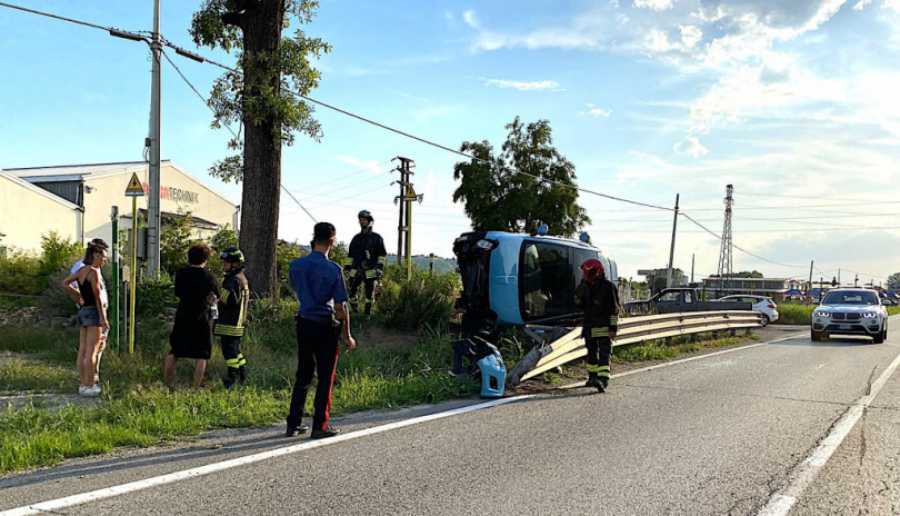 Uno spettacolare incidente a Trino