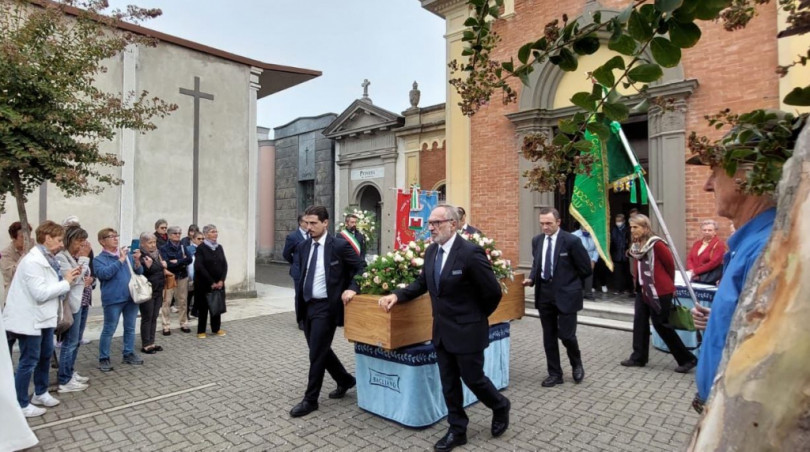 L'addio di Mirabello a Rosetta Loy