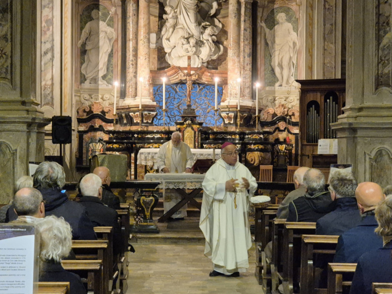 La prima messa in Santa Caterina riportata al suo splendore