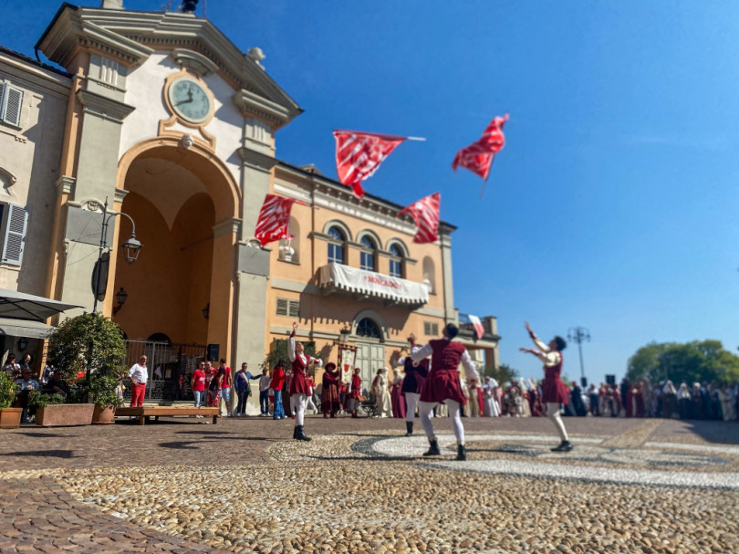 Grande fermento a Moncalvo per il Palio di Asti