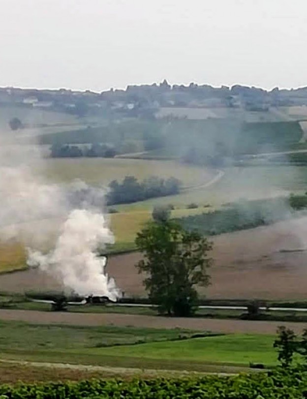 Grosso incendio tra Casorzo e Grana