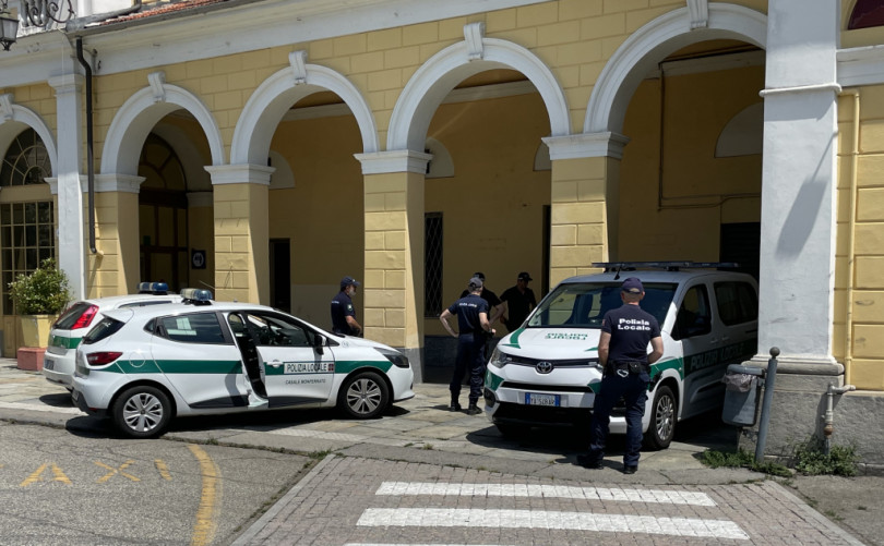 Senza tetto: intervento della Polizia Locale alla stazione di Casale