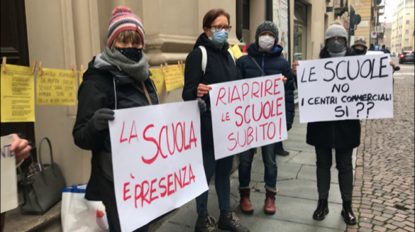 Tra zone, aperture e lockdown, la scuola rimane nel suo limbo...