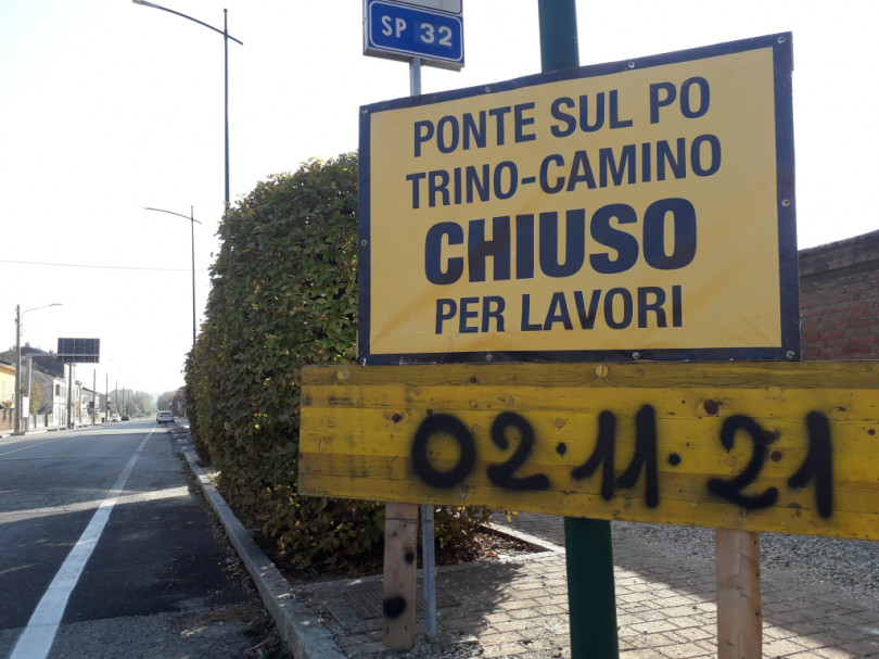 Chiusura del traffico sul ponte Trino-Camino dal 2 al 16 novembre
