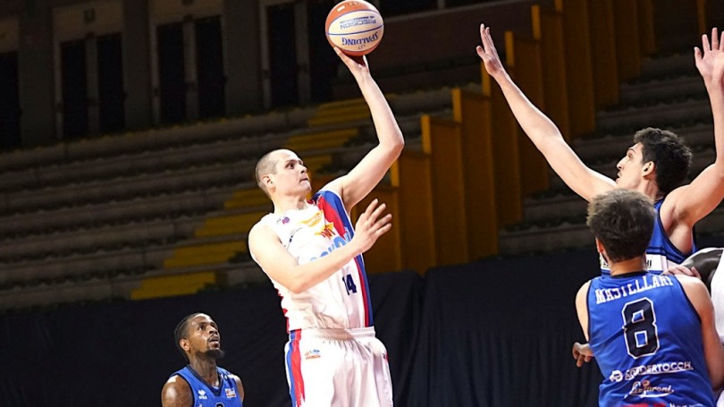 Orzinuovi a valanga sulla Novipiù: il confronto del PalaFerraris termina 71-109