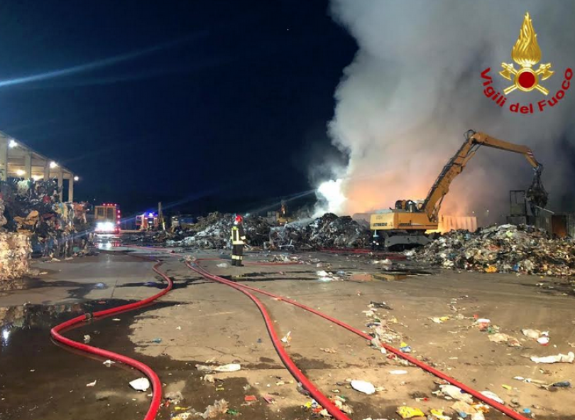 Incendio alla ditta Vescovo di Palazzolo
