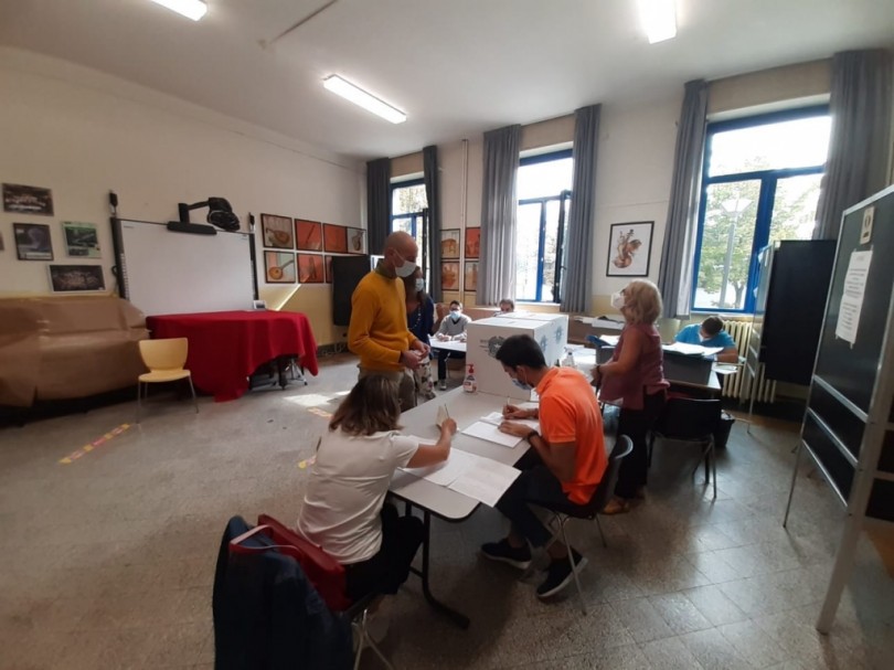GALLERY - Le operazioni di voto a Valenza