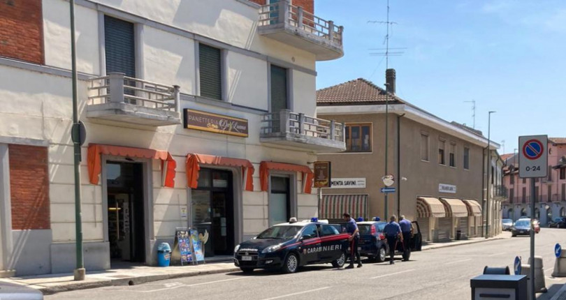 Furto con destrezza a Porta Milano: colpita una panetteria
