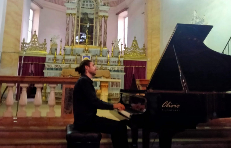 Alessandro Simoni inaugura la serie di concerti del Monferrato Classic Festival