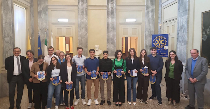 La consegna delle borse di studio del Rotary Club di Casale