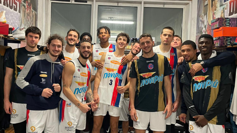 La Novipiù con il cuore 
vince il derby con Biella in un finale palpitante: 65-62