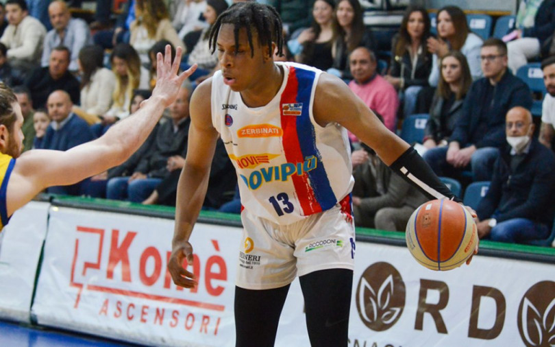 La Givova Scafati si aggiudica gara-uno della serie playoff, battendo la Novipiù al “PalaMangano”: 76-51 il risultato finale