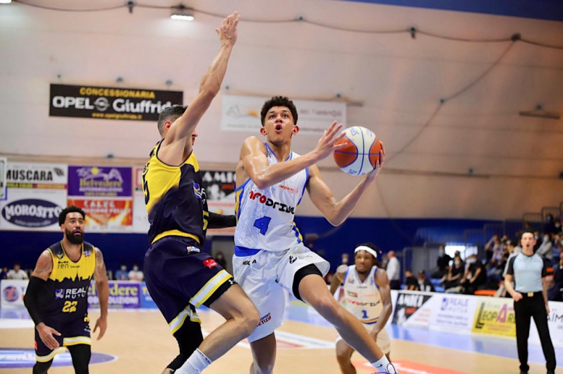 Novipiù JBM, da Trento arriva in prestito il play-maker Quinn Ellis