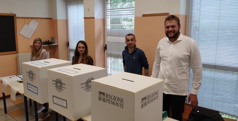 Election Day: l'affluenza alle urne alle ore 12.  A Casale ha votato il 22,54%. A Moncalvo il 25,21%. Picco a Solonghello con il  45,65%